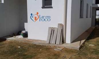 Imagem 2: EXCELENTE CASA 3QS COM 2 VG, QUINTAL, ÁREA PRIVATIVA +40M², SISTEMA AQ. SOLAR, B. DOM PEDR