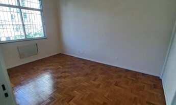 Imagem 5: Excelente apartamento, muito amplo elétrica e hidráulica novas