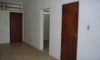 Imagem 3: MORE NO CENTRO DA CIDADE, MAS EM UMA RUA TRANQUILA