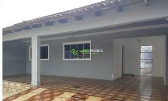 Imagem: A Loop Imóveis vende excelente casa na