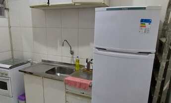 Imagem 2: KIT ESPAÇOSA NA GUILHERMINA EM PRAIA GRANDE 1 QUARTO COZINHA 1 BANHEIRO SOCIAL COM BOX