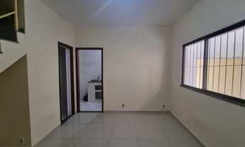 Imagem 2: ALUGUEL DE CASA DE VILA EM IRAJÁ