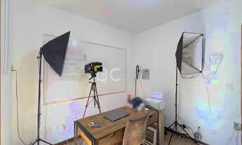 Imagem 2: BC Imóveis vende excelente apartamento semimobiliado de 3 dormitórios, com lareira no Petr