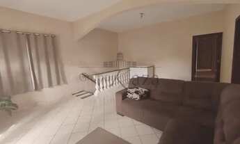 Imagem 2: Casa para aluguel e venda tem 300 metros quadrados com 5 quartos