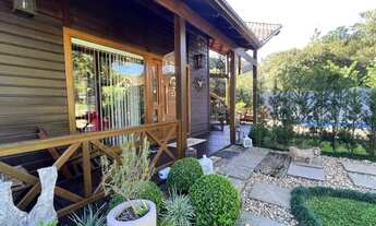 Imagem 2: GRAMADO - Casa Padrão - MATO QUEIMADO