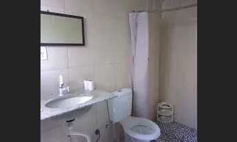 Imagem: Pátio grande com 2 casas