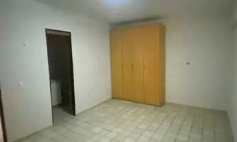 Imagem 4: Apartamento com 03 quartos, varanda, área de lazer e portaria 24 hs em Manaíra