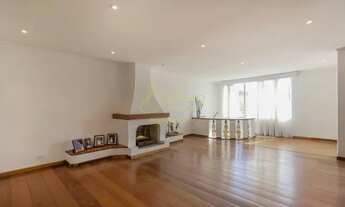 Imagem 3: Casa no Jardim Leonor com 3 dormitórios e 4 vagas