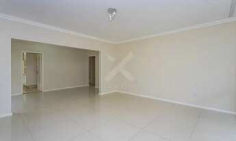 Imagem 5: PORTO ALEGRE - Casa Padrão - Três Figueiras