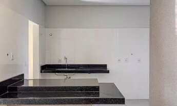 Imagem 6: Esta casa, com 118m² de área construída em um terreno de 180m², está localizada no Setor U