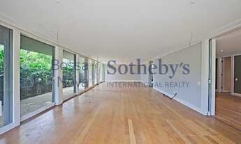 Imagem 5: Casa com jardim em ótima localização