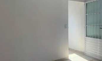 Imagem 2: ALUGA-SE - Casas c/2 quartos Tipo Apartamento no Pq Santa Tereza - Carapicuíba