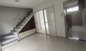 Imagem 4: ALUGO CASA DUPLEX EM RESIDENCIAL VERSILA