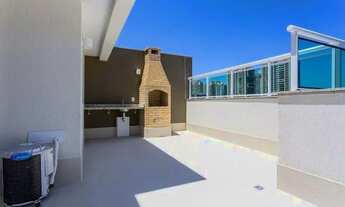 Imagem 2: LINDA COBERTURA DECORADA COM PISCINA