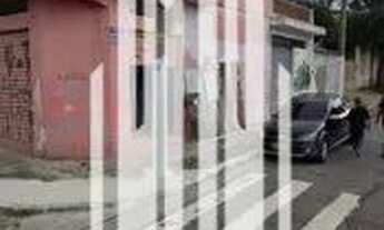 Imagem 6: 3 casas e 3 salões comerciais em esquina de rua moventada. Próximo do CÉU VILA CURUÇA. Uma