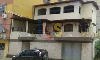 Imagem: VENDO EXCELENTE CASA TRIPLEX NO PONTALZINHO