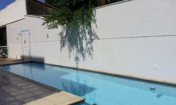 Imagem 6: Cobertura mobiliada com 2 quartos, 2 banheiros, varanda e linda vista para o Costão de Ita