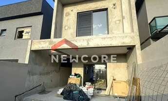 Imagem: Casa de condomínio em Rua Araraúna - Villas