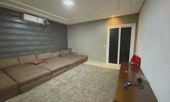 Imagem 7: Imóvel para aluguel tem 580 metros quadrados com 4 quartos