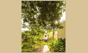 Imagem 2: Casa projetada por Isay Weinfeld à venda na Reserva Trancoso
