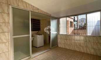 Imagem 6: Apartamento de 03 quartos com dependência, vaga de garagem e terraço com quiosque e churra
