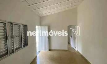 Imagem: Apartamento de 2 Quartos com Varanda no