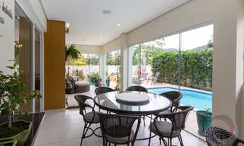 Imagem: Casa Residencial de 4 dorms no bairro Rio