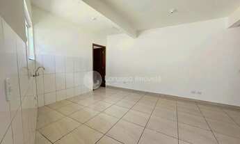 Imagem 7: Imóvel para aluguel com 85 metros quadrados com 2 quartos em Uberaba - Curitiba - PR