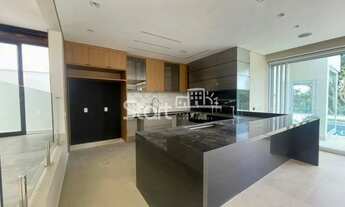 Imagem 6: Casa de Luxo no Parque dos Alecrins 4 Suítes, Vista para o Lago e Área de Lazer Completa