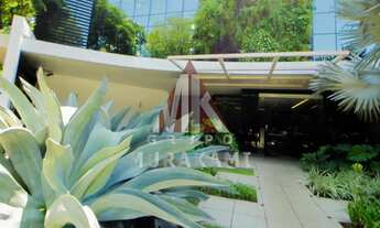 Imagem 4: Apartamento luxuoso de 4 suítes na Zona 01 em Maringá-PR, 234,36m², 3 salas, 5 banheiros e