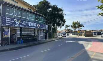 Imagem 2: Sala comercial + 2 apartamentos na Av. Principal