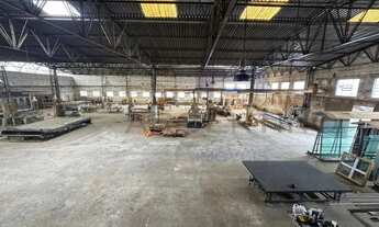 Imagem: AREA INDUSTRIAL A VENDA COM GALPAO EM LOCALIZACAO