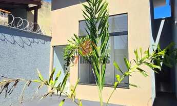 Imagem 2: Linda casa! 2 Quartos sendo 1 Suíte - Toda no Porcelanato com rodapé embutido - Estrela Da