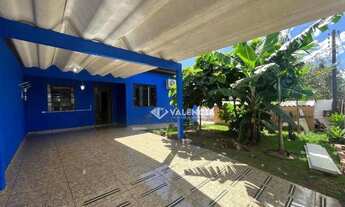 Imagem 3: Casa semi Mobiliada para locação com 3 quartos por R$3.200,00 na Rua Joao de Barro 531 Fl