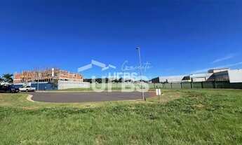 Imagem 7: Excelente lote à venda no Plateau D´or Unique!