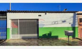 Imagem 2: Casa com 2 suítes na QNR