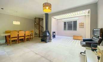 Imagem 3: Casa / 4 Quartos / 1 Suíte / Churrasqueira / Jardim Itu Sabará / Porto Alegre / RS