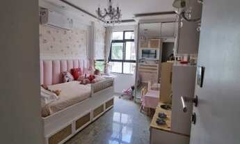 Imagem 6: 180 Excelente apartamento de 3 quartos, sendo 01 suíte e 02 semi-suítes e 01 dependênci