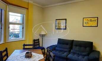 Imagem 4: DIFERENCIADO APARTAMENTO EM PRÉDIO TRADICIONAL DO BAIRRO, EM FRENTE A PRAÇA JULIO DE CASTI