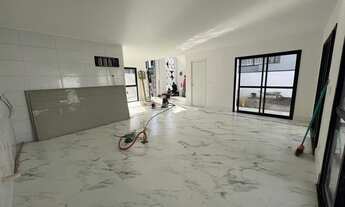 Imagem 4: Casa de condomínio 03 quartos com suíte, 04 vagas, piscina em Santa Felicidade PR