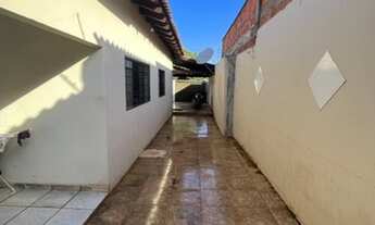 Imagem 3: Casa para venda possui 200 metros quadrados com 3 quartos em Jardim Guanabara - Dourados