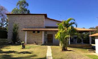 Imagem 2: Casa para venda com 3000 metros quadrados com 6 quartos em Centro - Caetanópolis - MG