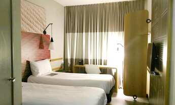 Imagem 2: Invista em flat no pool - Ibis Osasco