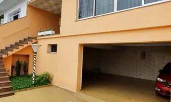 Imagem: ÓTIMA CASA COM 4 DORMITÓRIOS!!