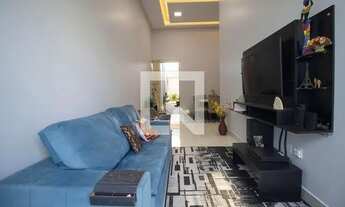 Imagem: Casa para Aluguel - Parque Atheneu, 3 Quartos