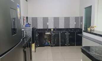 Imagem: Casa em rua pública