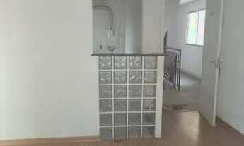 Imagem: Alugo Apartamento de 02 quartos ao lado