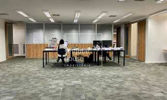 Imagem 3: 250 m² | 5 vagas