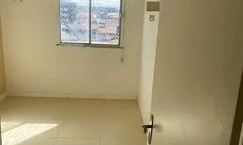 Imagem 2: Quarto em apto mobiliado