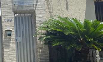 Imagem 4: Casa espaçosa com 4 quartos e 2 suites em Buraquinho/Vilas do Atlantico